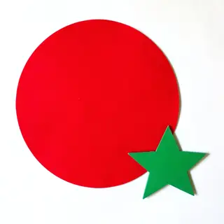A large red circle, a small blue triangle, and a medium gree