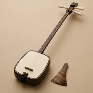 A traditional Japanese shamisen instrument with accurate thr