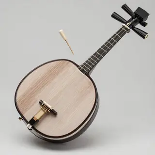 A traditional Japanese shamisen instrument with accurate thr